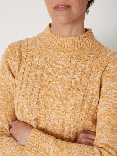 Pull col montant maille torsadée