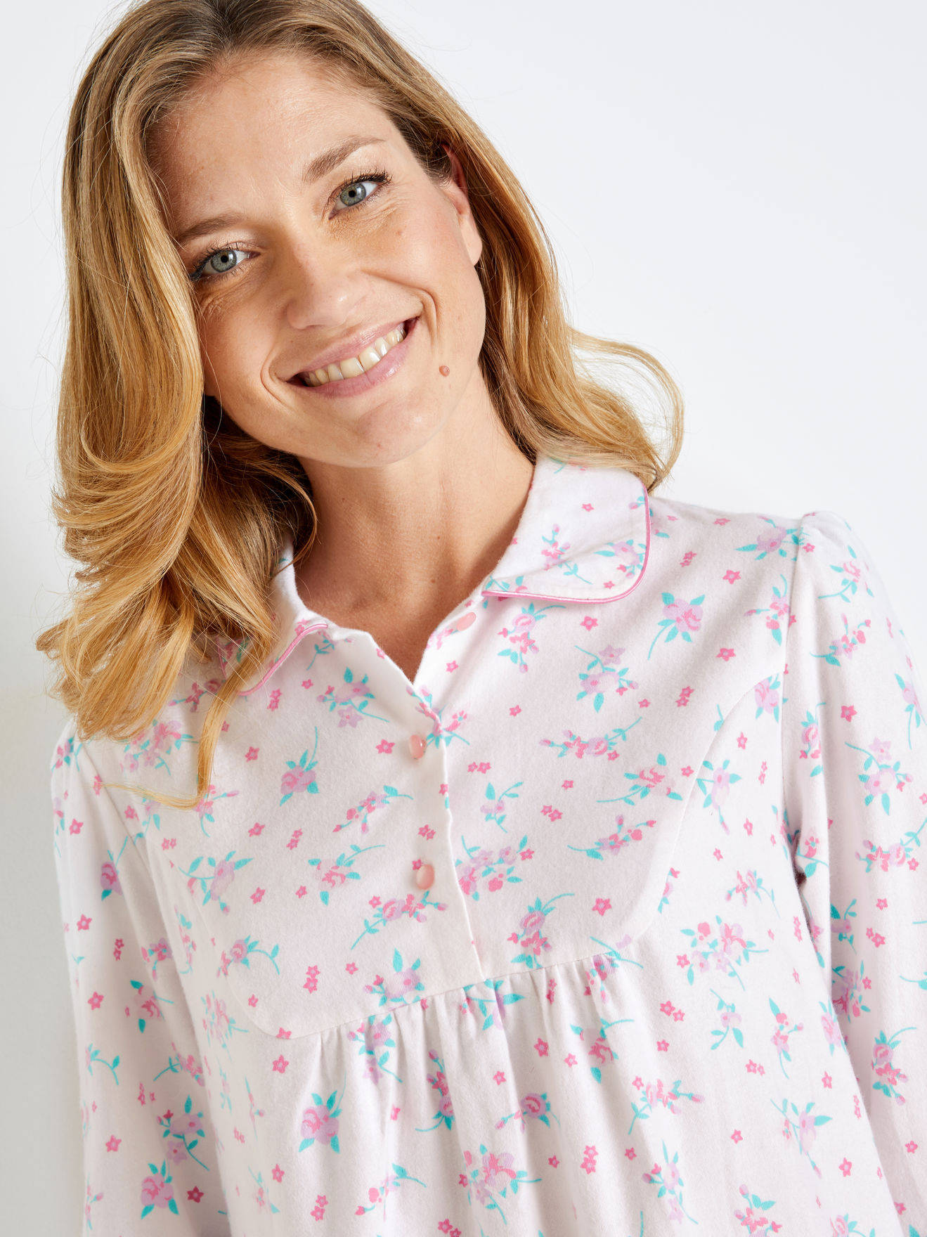 Chemise De Nuit Manches Longues En Flanelle Femme – Iris & Lilly, Tissu Doux, Confortable, Large Gamme De Tailles