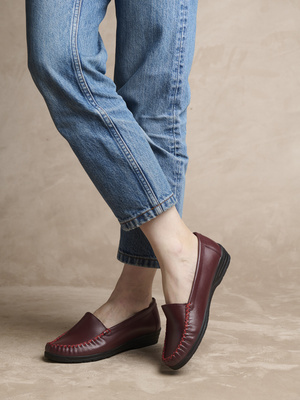 Mocassins à plateau lisse grande largeur