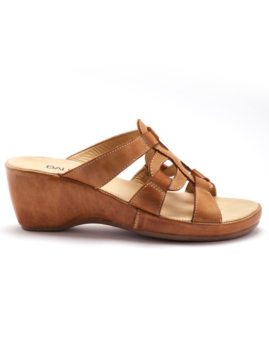 Mules en cuir à talon compensé