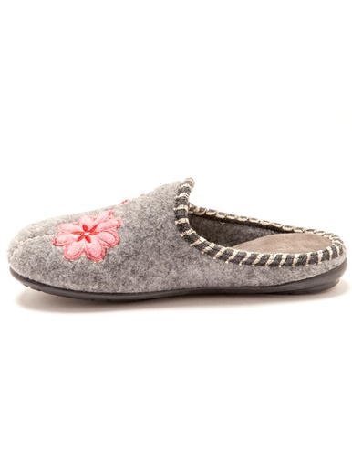 Mules brodées