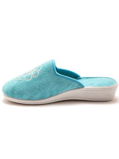 Mules fermées brodées