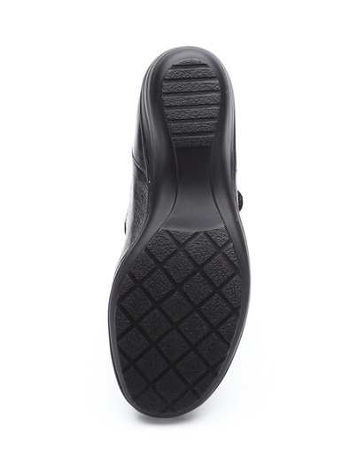 Salomés cuir avec bijou fantaisie
