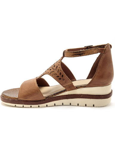 Sandales cuir motifs ajourés