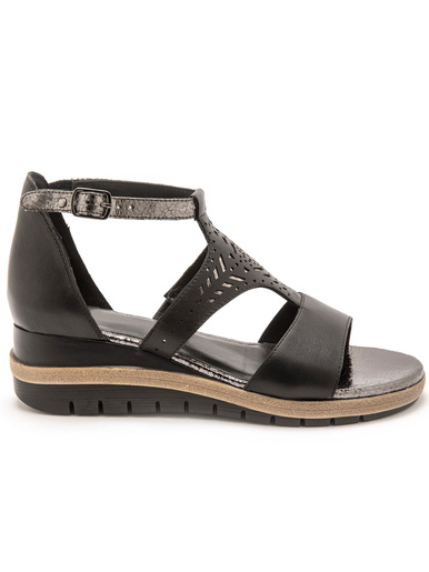 Sandales cuir motifs ajourés