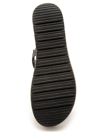 Sandales cuir motifs ajourés