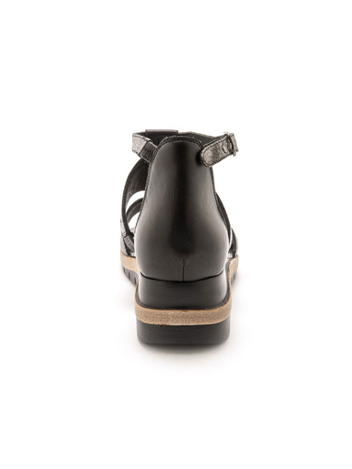Sandales cuir motifs ajourés