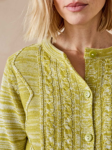 Cardigan en maille torsadée