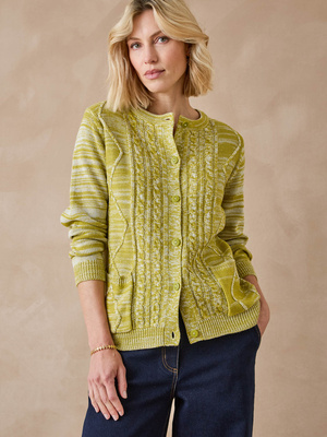 Cardigan en maille torsadée