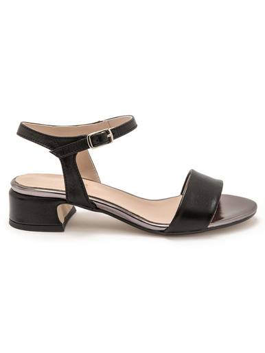 Sandales à bride en cuir