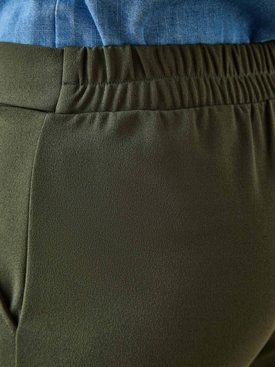 Pantalon élastiqué en maille