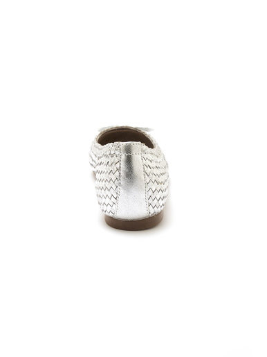 Ballerines en cuir tressées