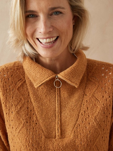 Pull col montant zippé