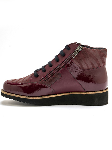 Boots à lacets cuir doublées suédine