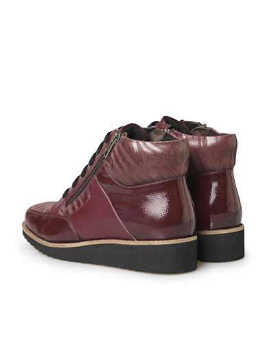 Boots à lacets cuir doublées suédine