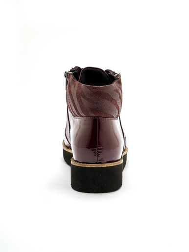 Boots à lacets cuir doublées suédine