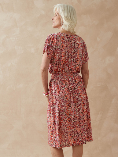 Robe encolure bateau en maille fluide