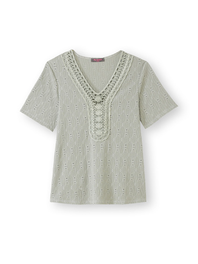 Tee-shirt avec macramé