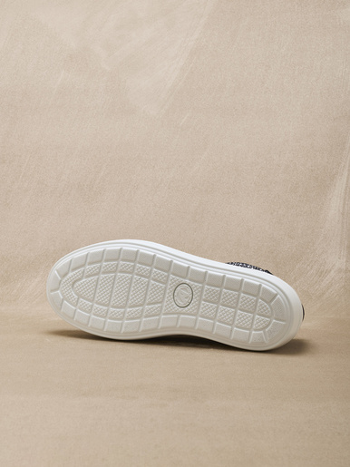 Baskets cuir avec zip et lacets