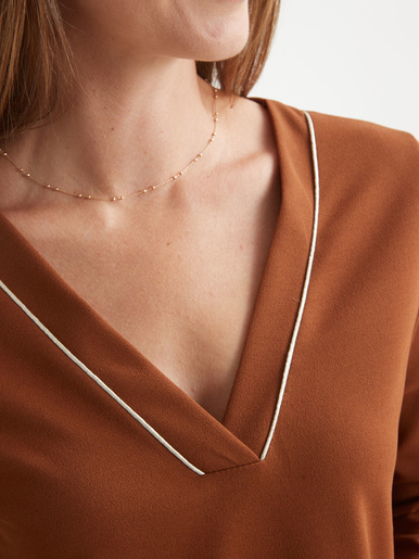 Robe housse en maille fluide