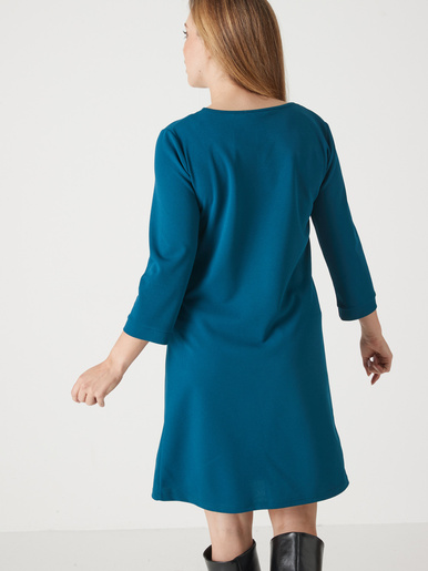 Robe housse en maille fluide