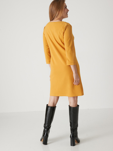 Robe housse en maille fluide