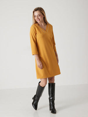 Robe housse en maille fluide