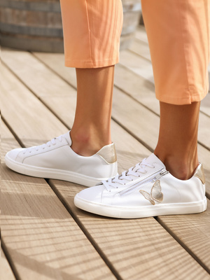 Baskets cuir motif papillon