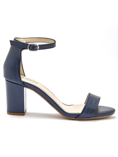 Sandales tout cuir à talon