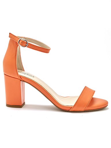 Sandales tout cuir à talon