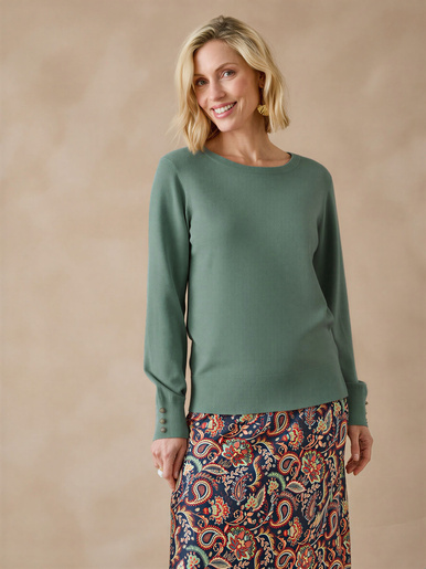 Pull boutons-bijoux aux manches