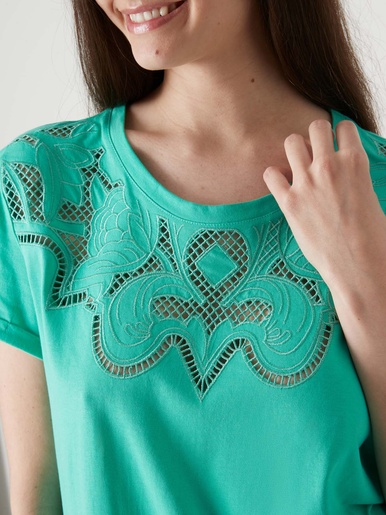 Tee-shirt coton à broderies ajourées