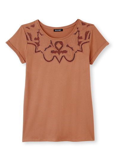 Tee-shirt coton à broderies ajourées