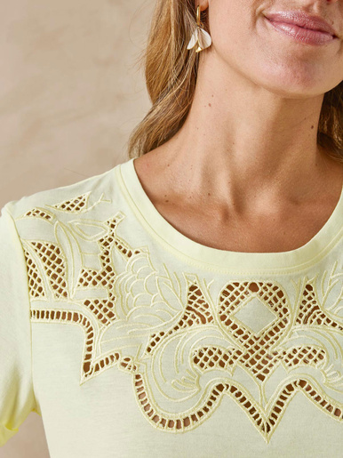 Tee-shirt coton à broderies ajourées