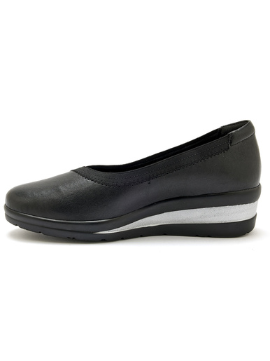 Ballerines tout cuir élastiquées