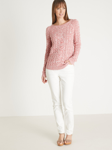 Pull en maille torsadée