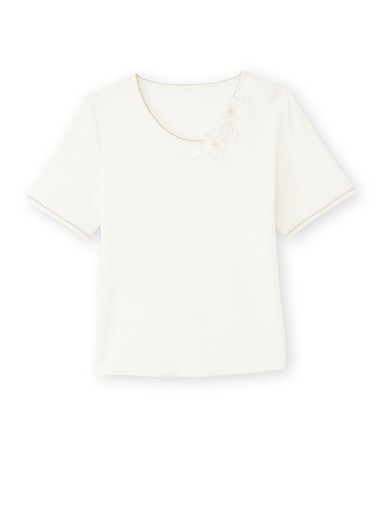 Pull raffiné avec broderies