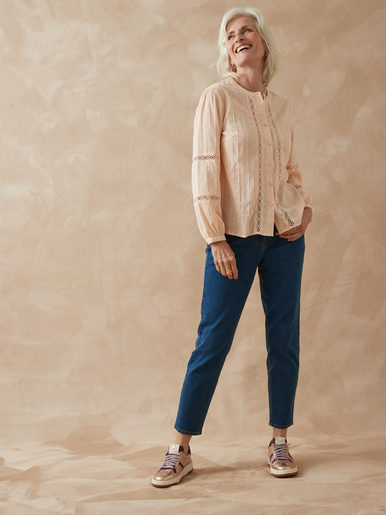 Blouse avec jeu de macramé