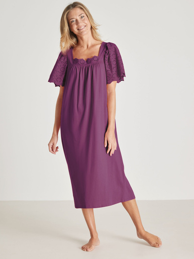 Chemise de nuit avec broderie anglaise - Daxon - Aubergine