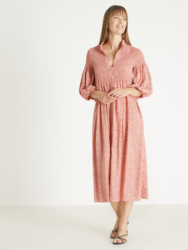 Robe longue boutonnée à smocks