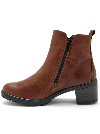 Boots dessus cuir