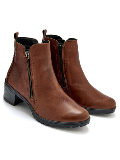 Boots dessus cuir