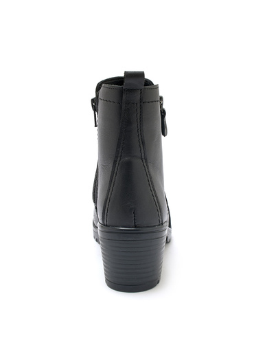 Boots dessus cuir