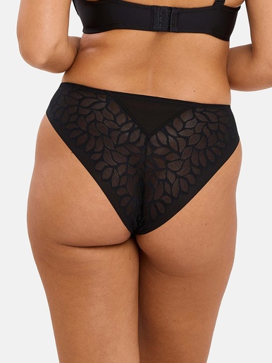 Slip Perfect Curves