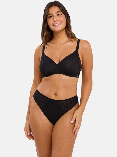 Slip Perfect Curves