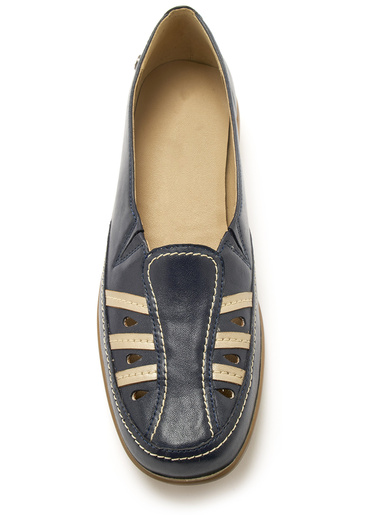 Mocassins à perforations fantaisie