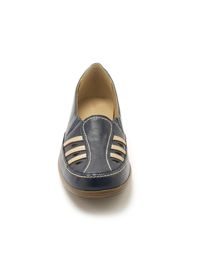 Mocassins à perforations fantaisie