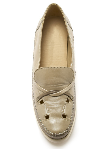 Mocassins bicolores ajourés
