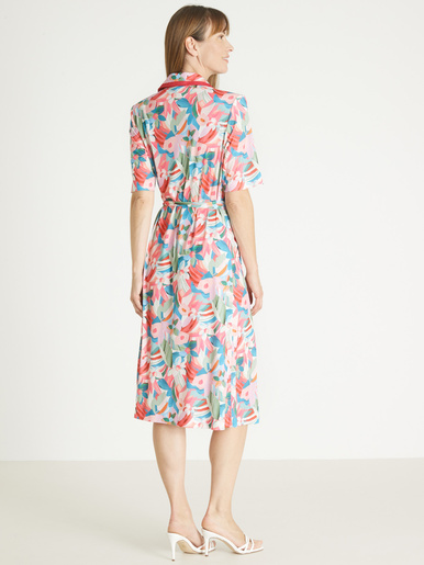 Robe élégante toute boutonnée