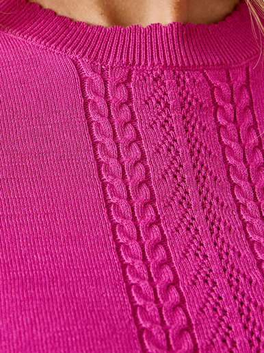 Pull manches courtes finition écailles